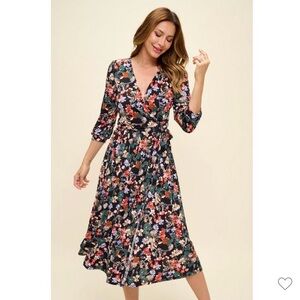 West K NWOT Women Hadley Three Quarter Sleeve Wrap Midi Dress Size L U.S Made